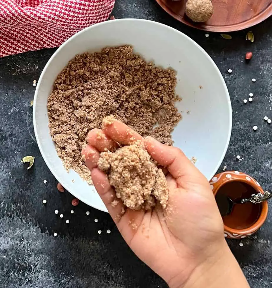 Sago/Sabudana Peanut Ladoo