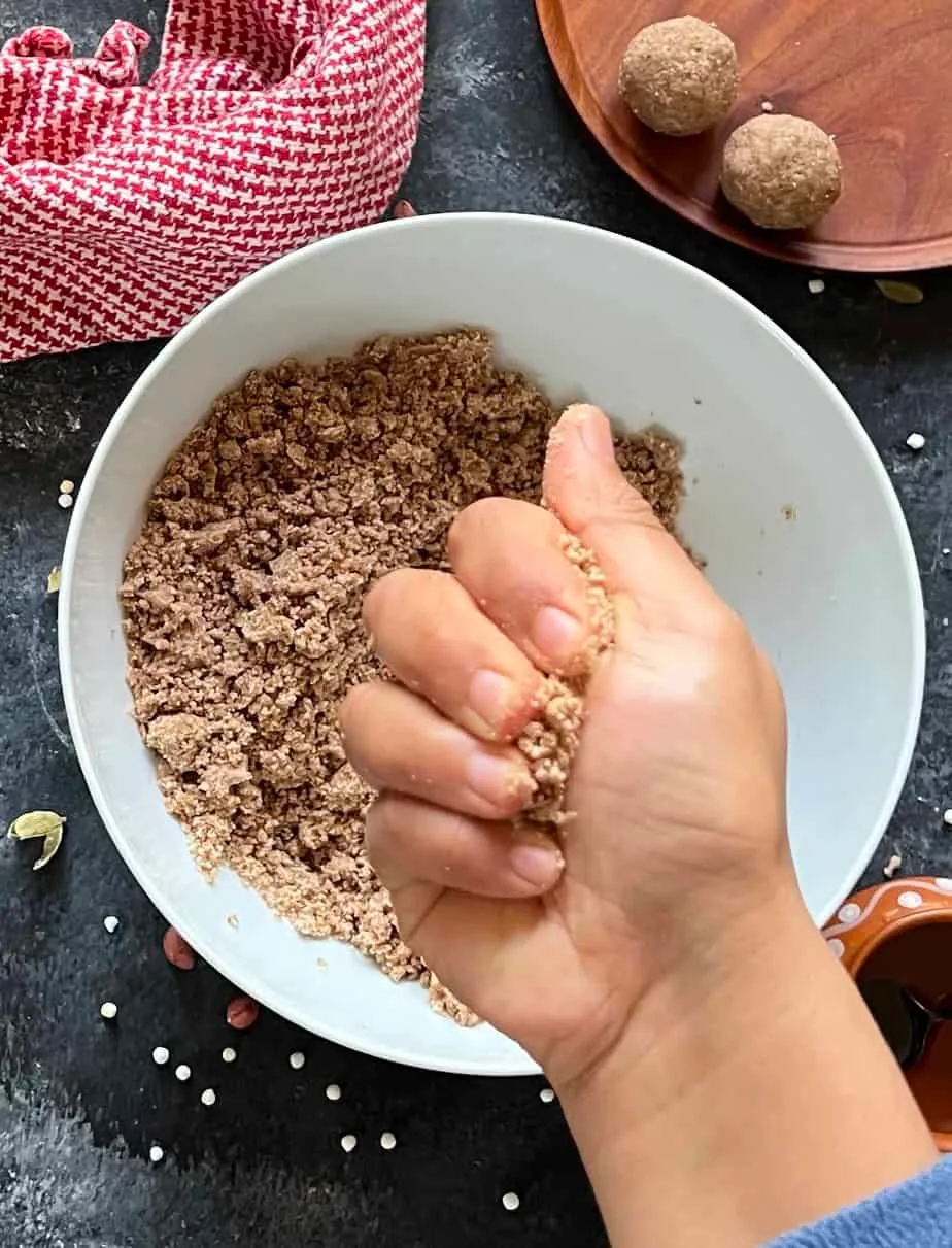 Sago/Sabudana Peanut Ladoo